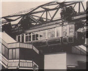 Bild: wuppertal-schwebebebahn-01-40er